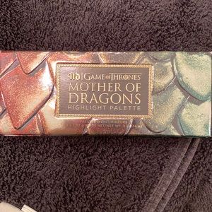 Mother of Dragons Highlighter Palette
